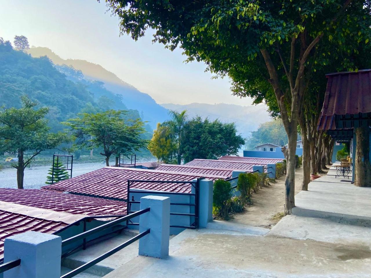 Euphoric River Resort Rishikesh Bagian luar foto
