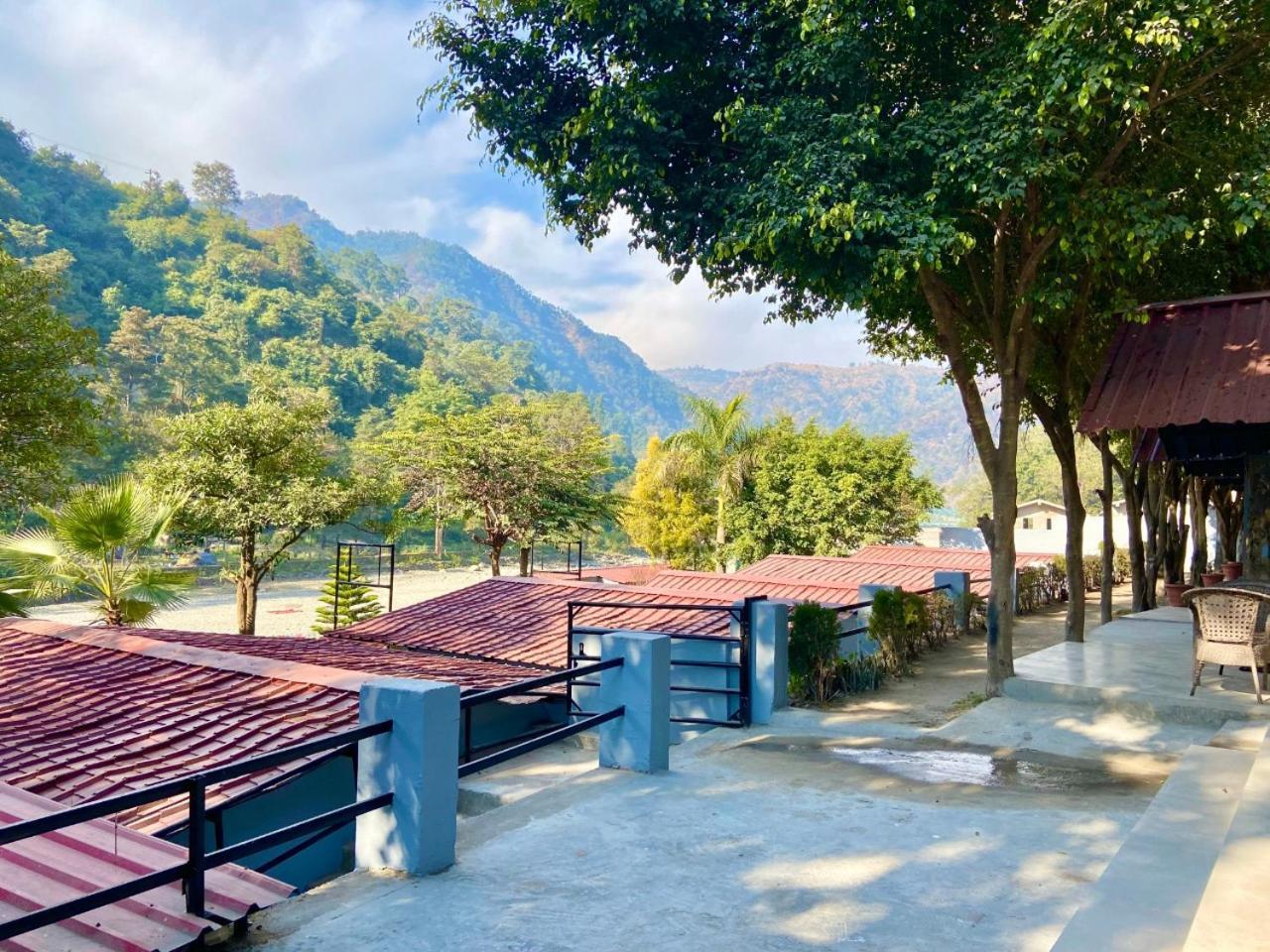 Euphoric River Resort Rishikesh Bagian luar foto