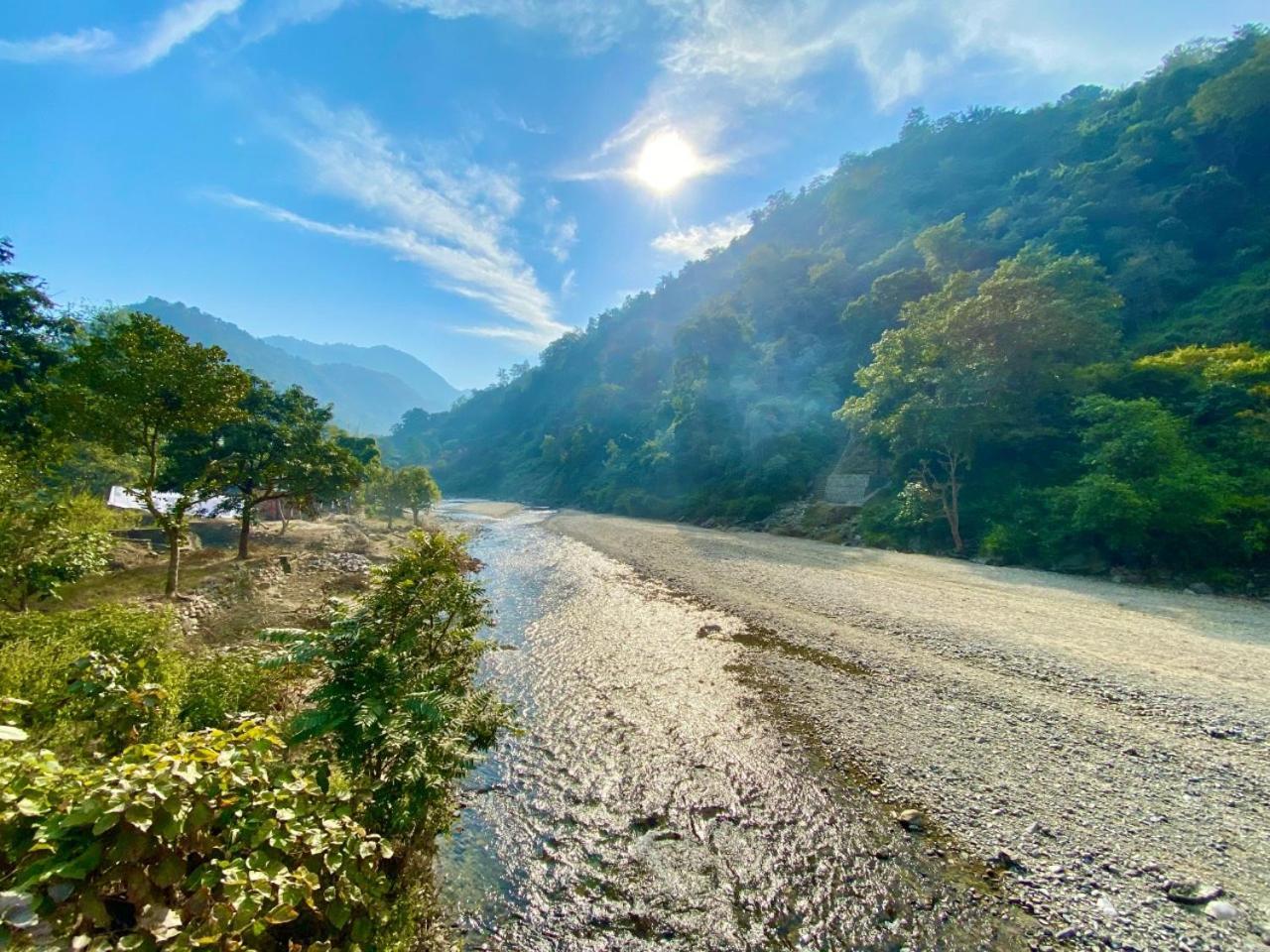 Euphoric River Resort Rishikesh Bagian luar foto