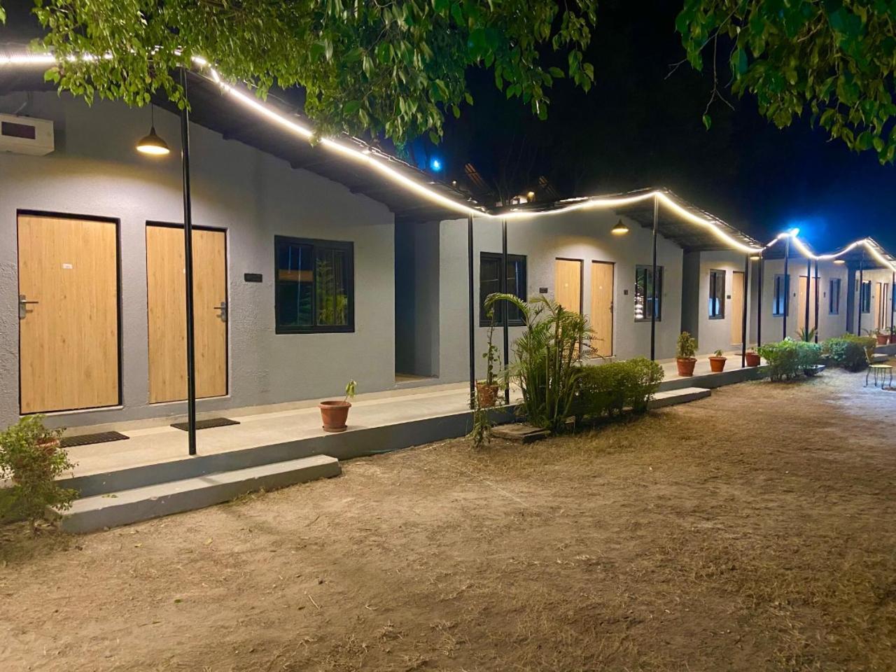 Euphoric River Resort Rishikesh Bagian luar foto