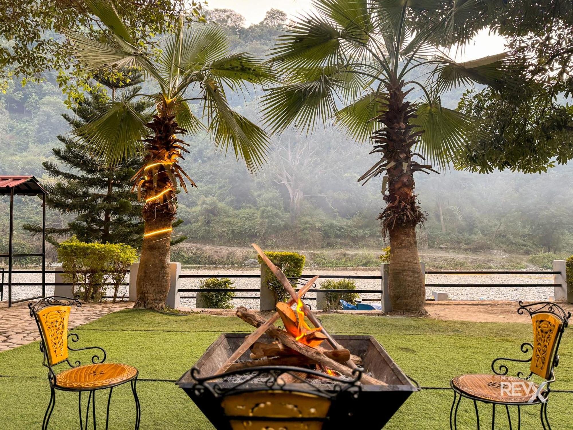 Euphoric River Resort Rishikesh Bagian luar foto